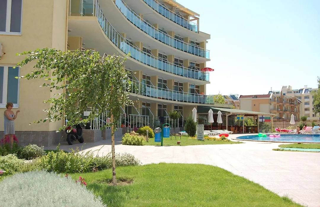 Julia Family Apartments-1